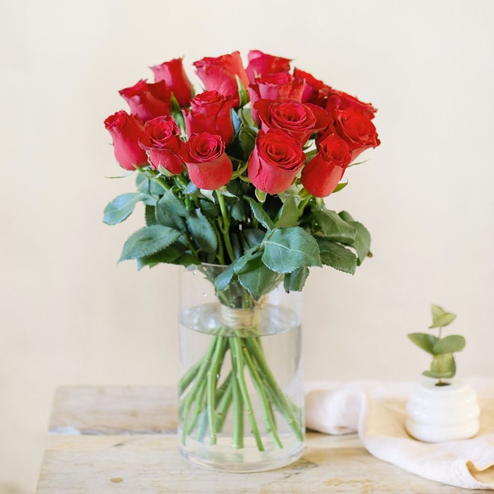 Brassée de grandes roses rouges | Interflora | Livraison de fleurs