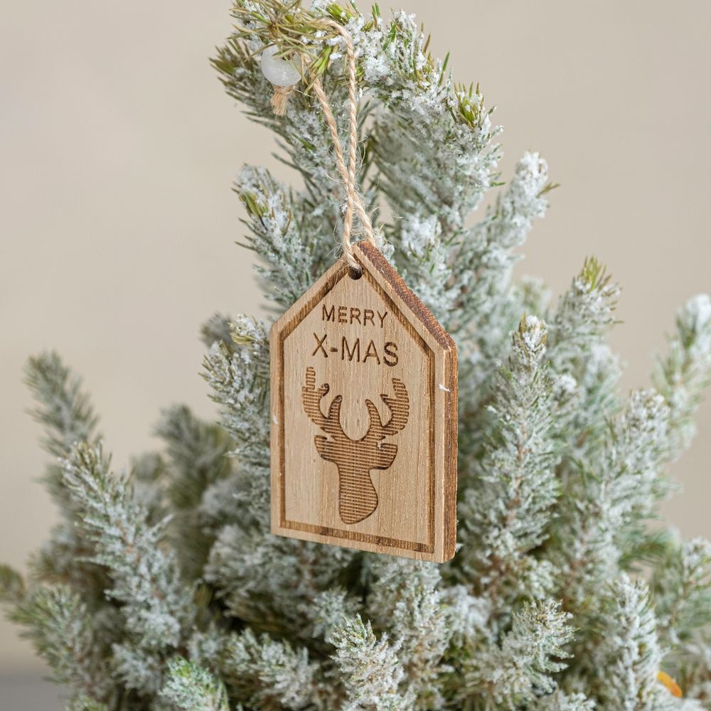 Sapin blanc et sa décoration de Noël
