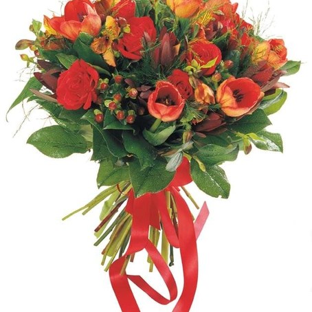 Bouquet of Mixed Cut Flowers Red