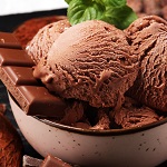 Comment est fabriquée une glace au chocolat ?